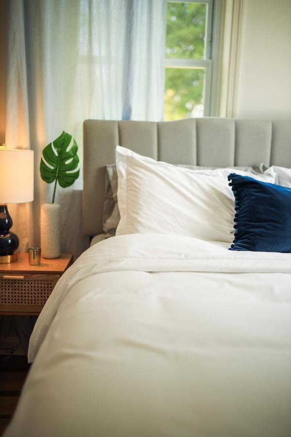 فيلا Sleeps 10! Minutes To Parris Island & Downtown بيوفورت المظهر الخارجي الصورة